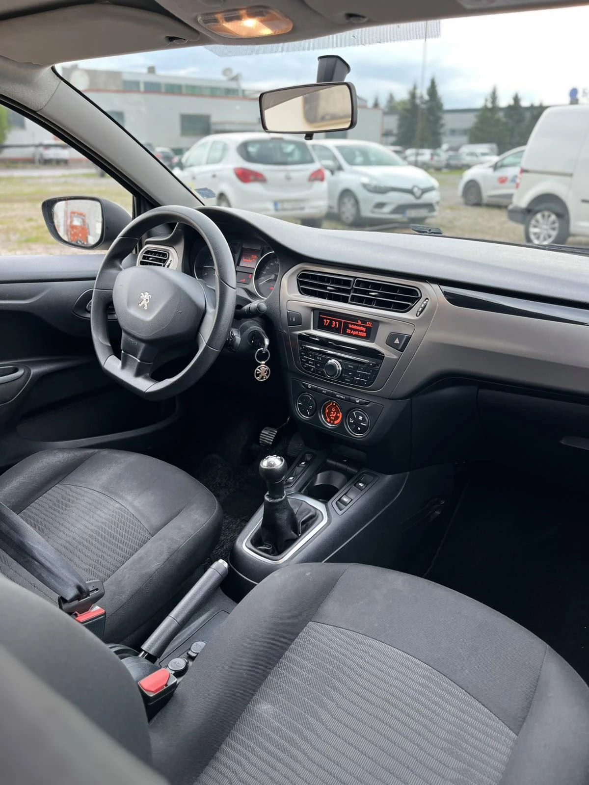 Peugeot 301 1.6 HDI - изображение 6