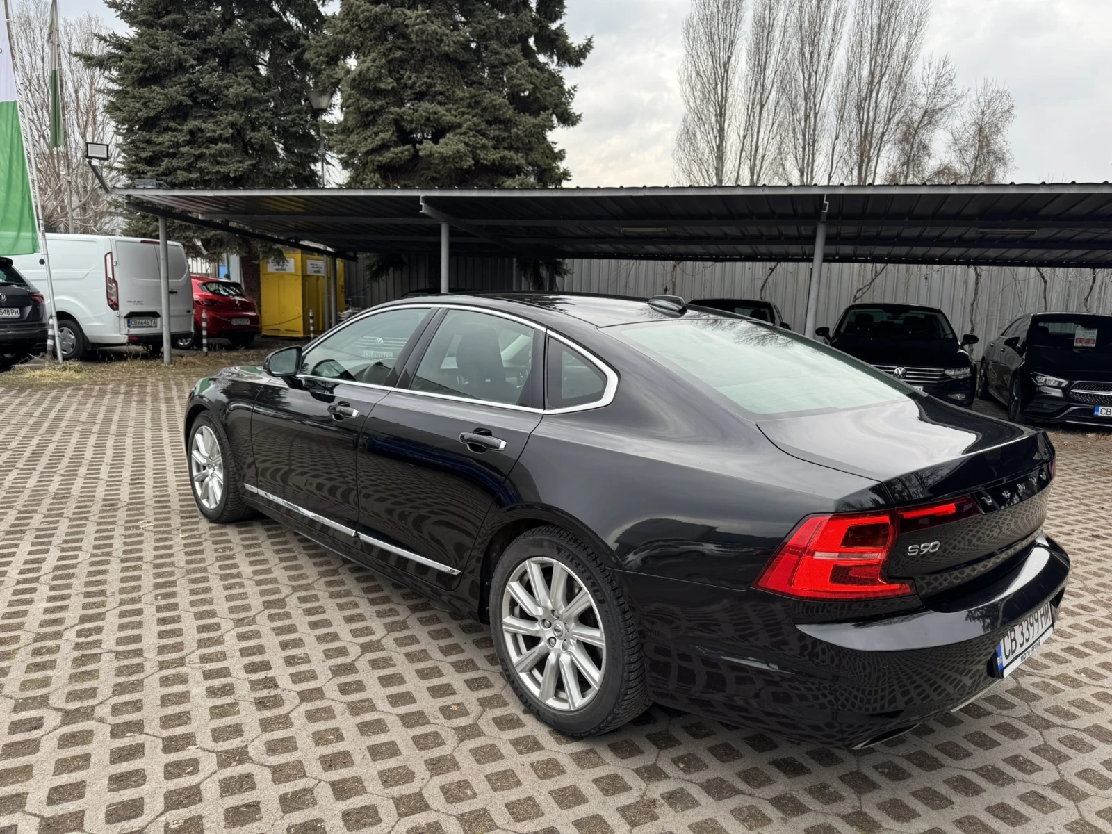 Volvo S90 D5 Inscription 4WD 235 К.С - изображение 6
