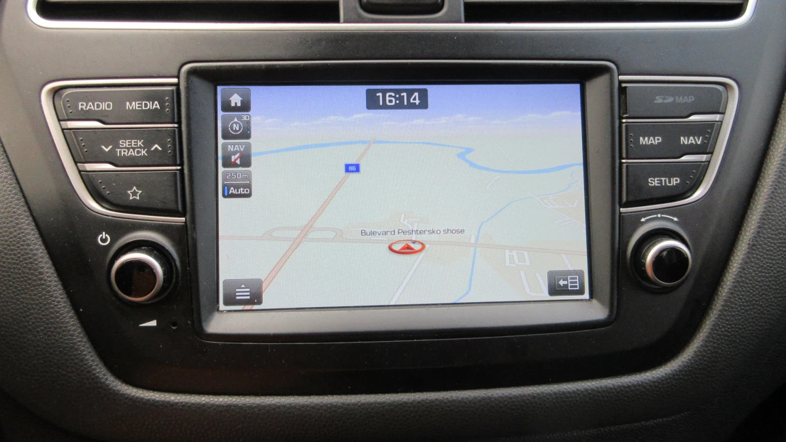Hyundai I20 1.0-TGI-100HP-AUTOMAT-FACELIFT-LED-7 SHIFT - изображение 9