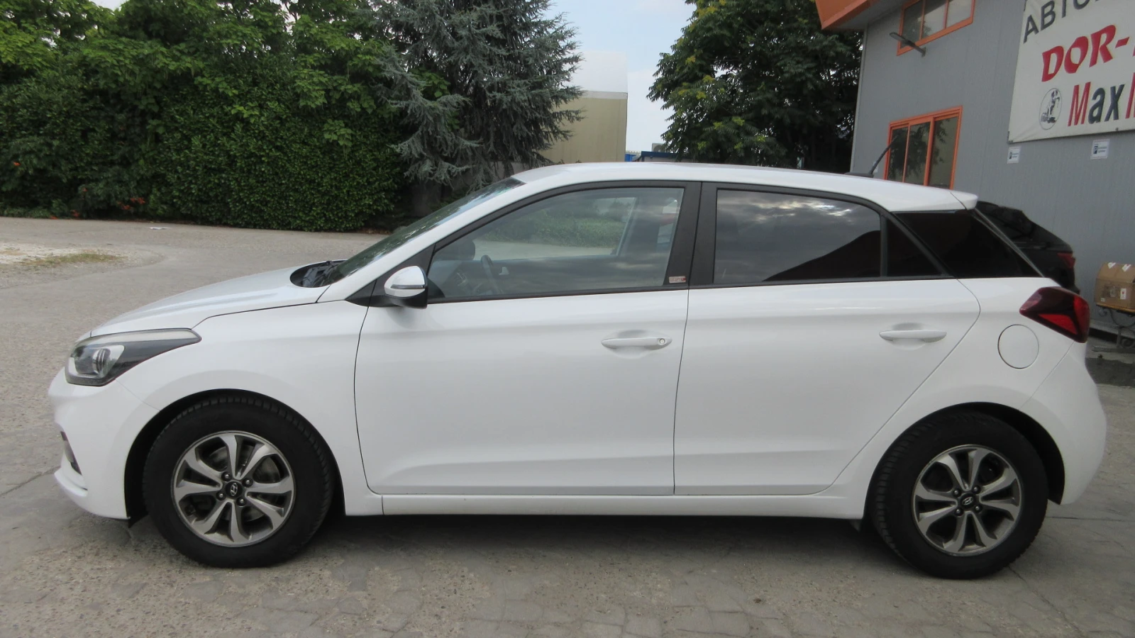 Hyundai I20 1.0-TGI-100HP-AUTOMAT-FACELIFT-LED-7 SHIFT - изображение 8