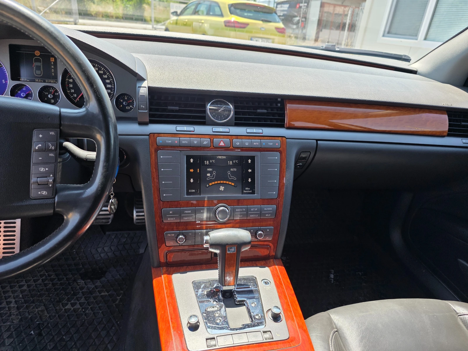 VW Phaeton 3.0 Дизел - изображение 7