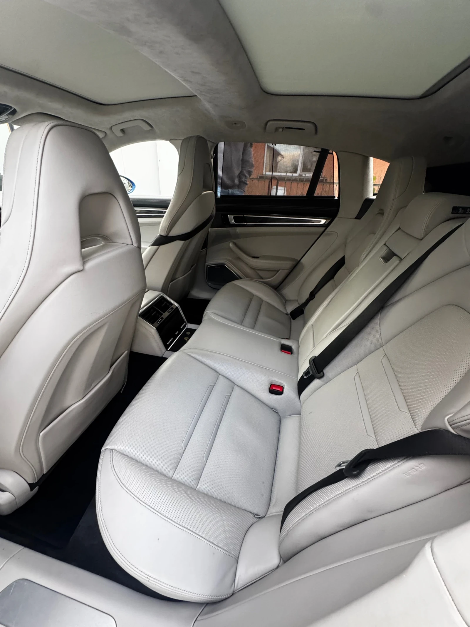 Porsche Panamera Turbo Sport Turismo , Ceramic , Burmester - изображение 10