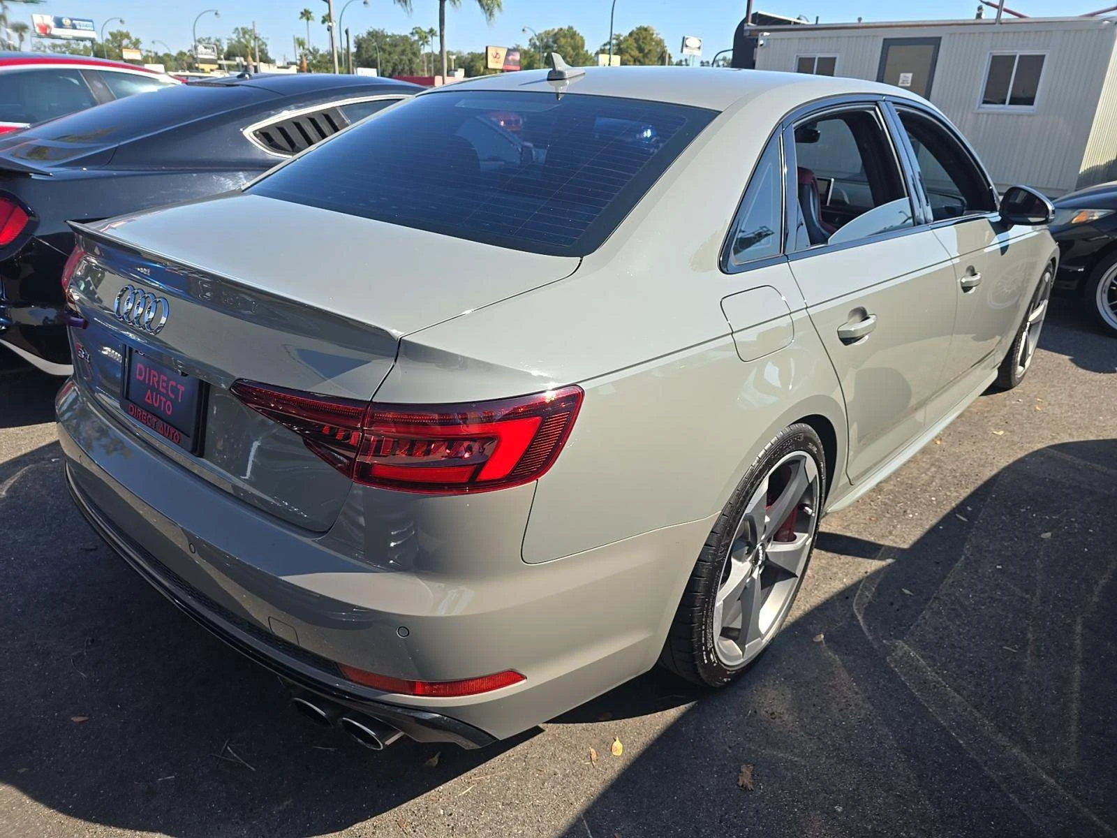 Audi S4 * CARFAX* БЕЗ ПЪРВОНАЧАЛНА*  - изображение 2