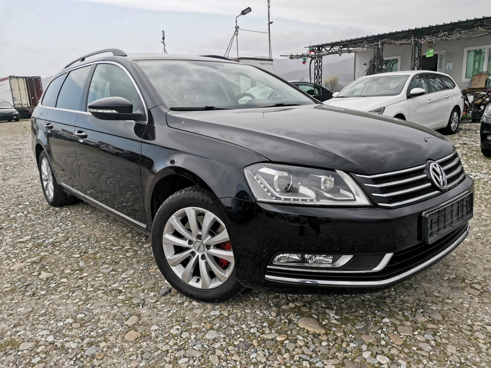 VW Passat VII Facelift, снимка 2 - Автомобили и джипове - 52834366