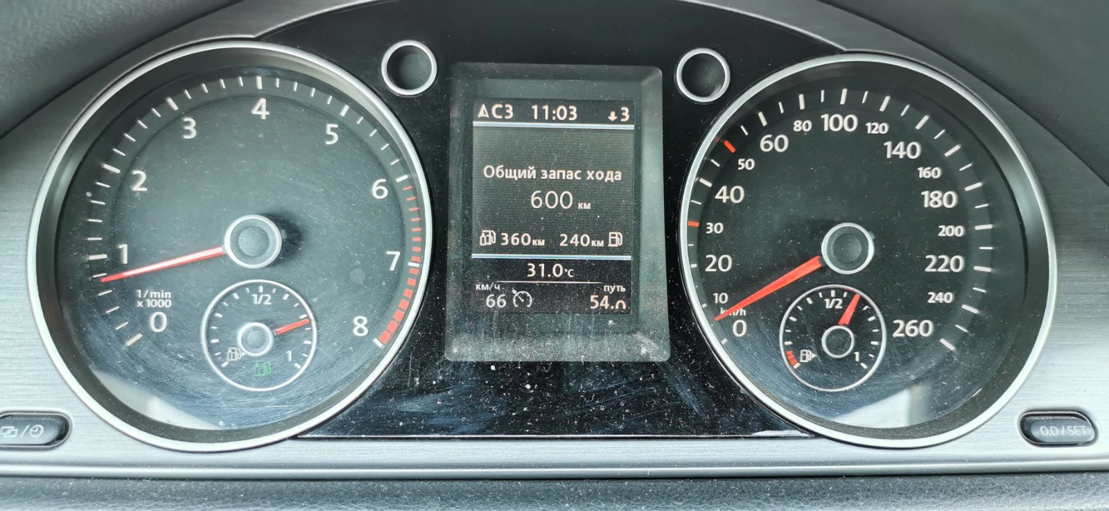 VW Passat VII Facelift, снимка 15 - Автомобили и джипове - 52834366