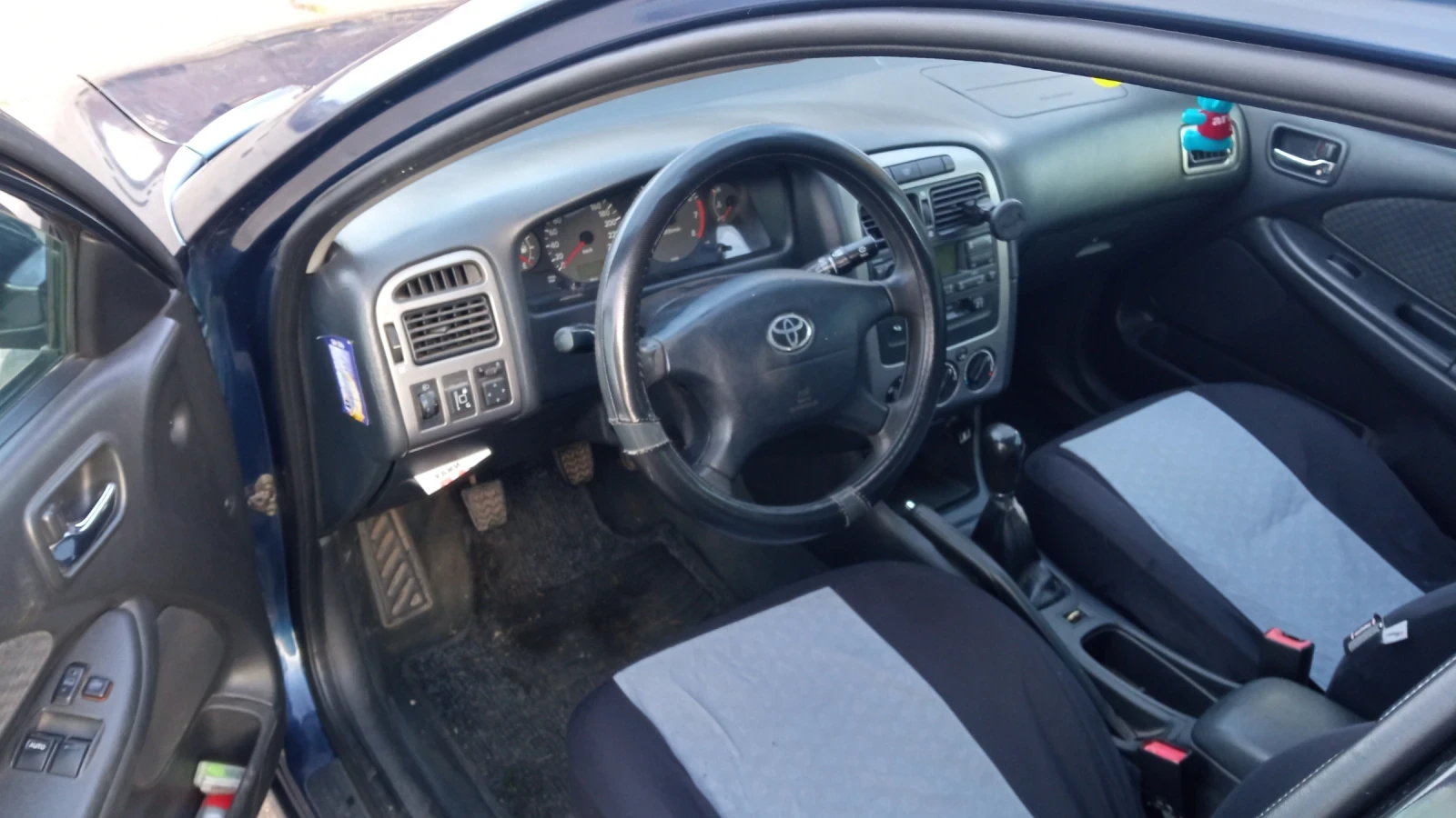 Toyota Avensis  - изображение 9