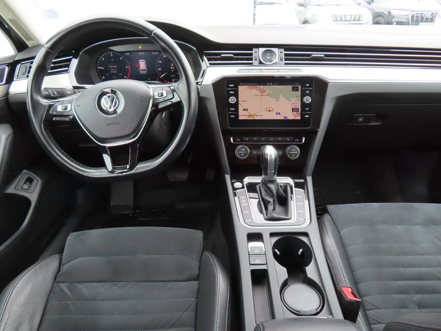 VW Passat Highline 2.0TDI BMT | Mobile.bg � ����������� 5