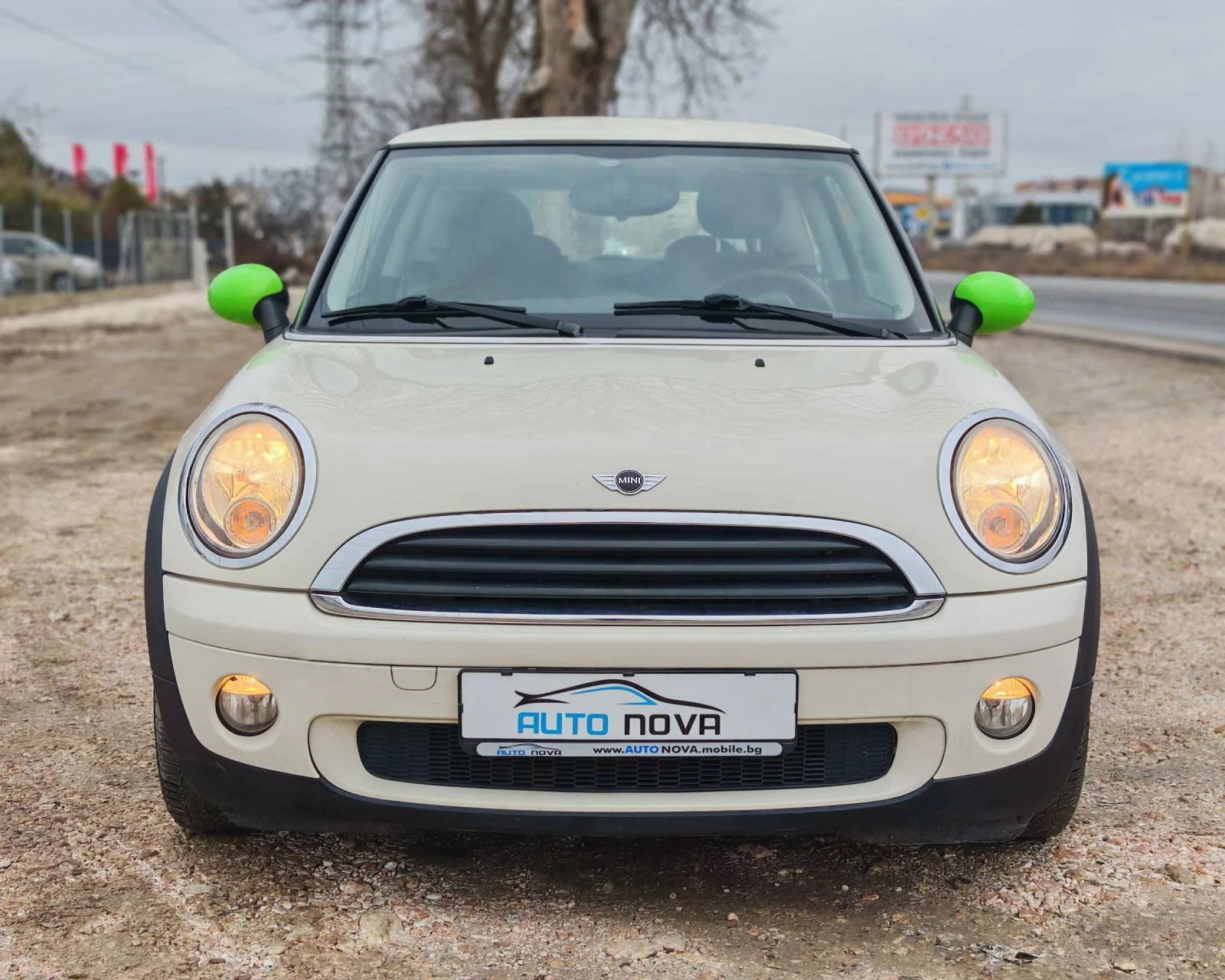 Mini One 1.4 55 К.С. БЕНЗИН! 148 000 КМ! КАТО НОВА! - изображение 2