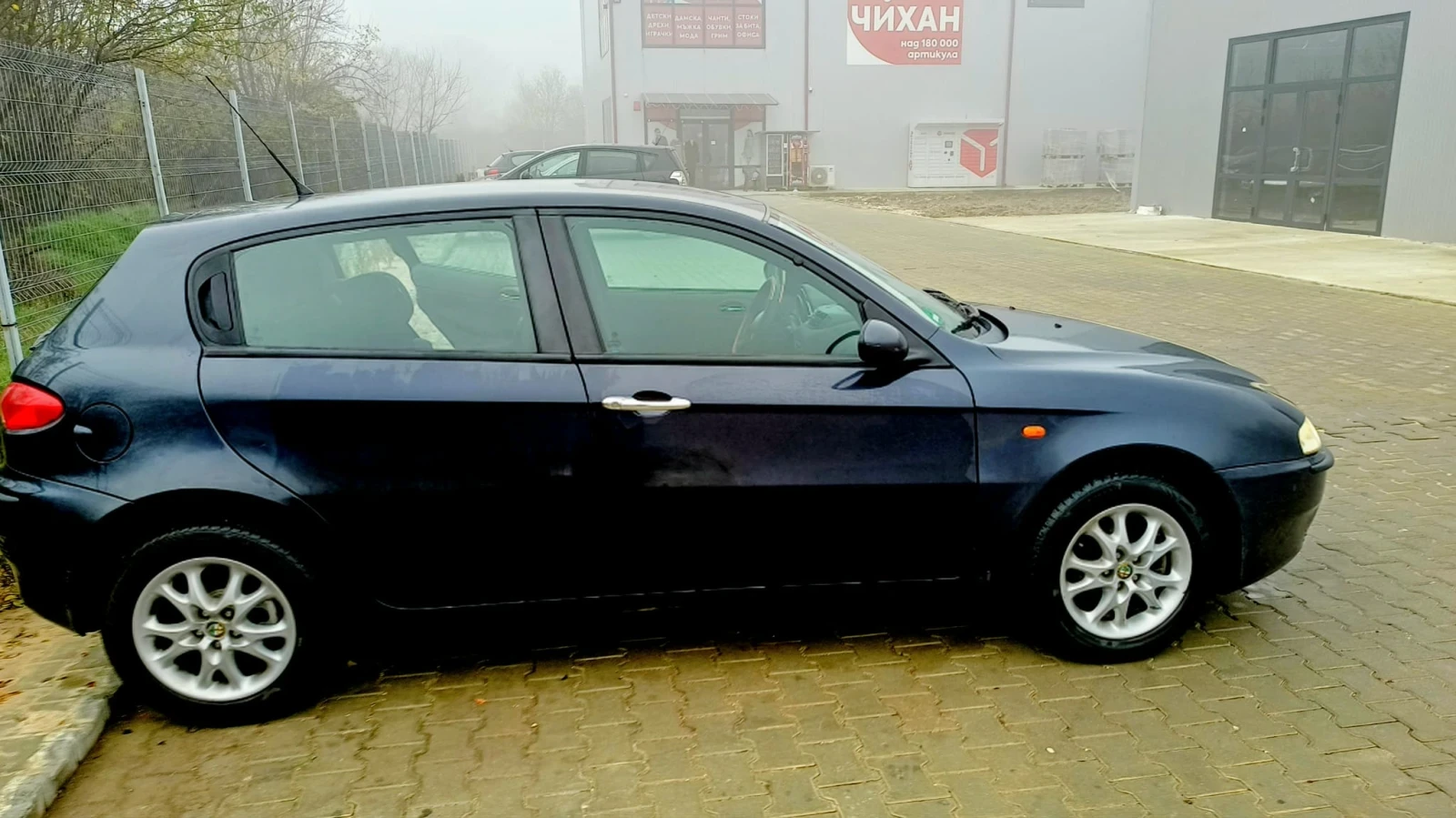 Alfa Romeo 147 1.6 twin spark 105 к.с - изображение 5