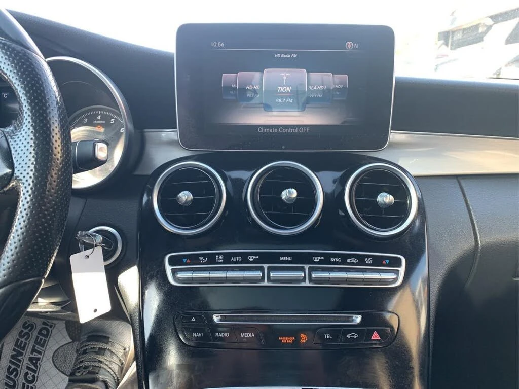 Mercedes-Benz C 300 * AMG Line * HeadUp * * AвтоКредит* (ЦЕНА ДО БГ), снимка 9 - Автомобили и джипове - 53796892