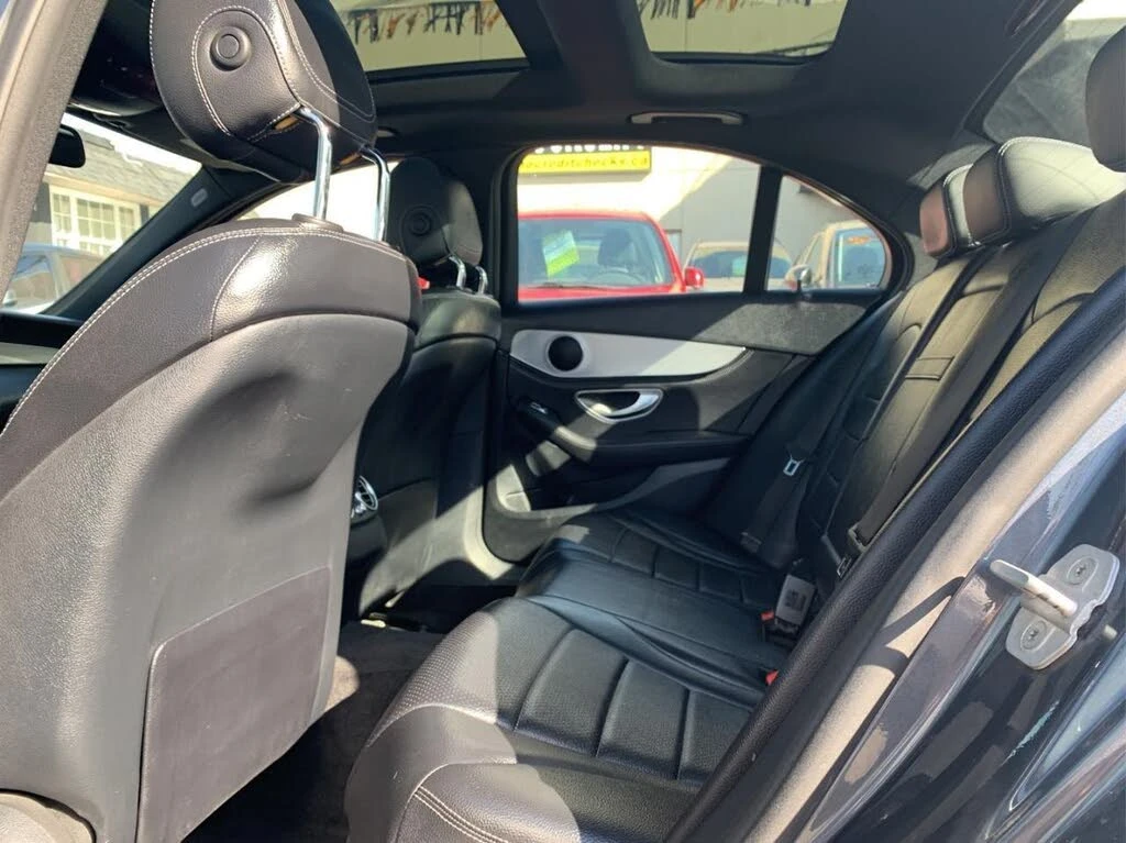 Mercedes-Benz C 300 * AMG Line * HeadUp * * AвтоКредит* (ЦЕНА ДО БГ), снимка 16 - Автомобили и джипове - 53796892