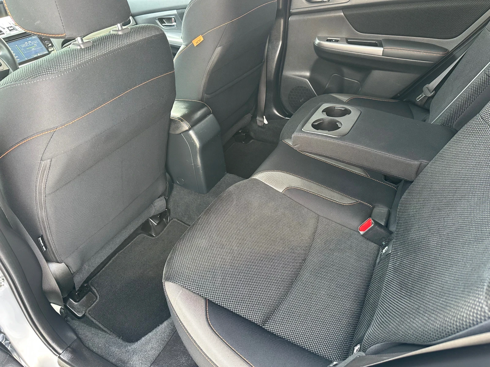 Subaru XV FACE 2.0i 150кс Швейцария, снимка 9 - Автомобили и джипове - 53987053