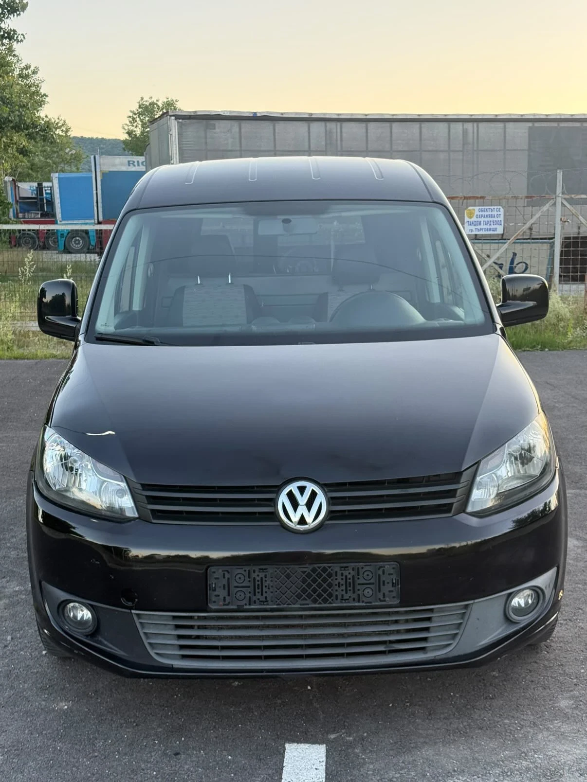 VW Caddy 1, 6 TDI, снимка 4 - Автомобили и джипове - 54905609