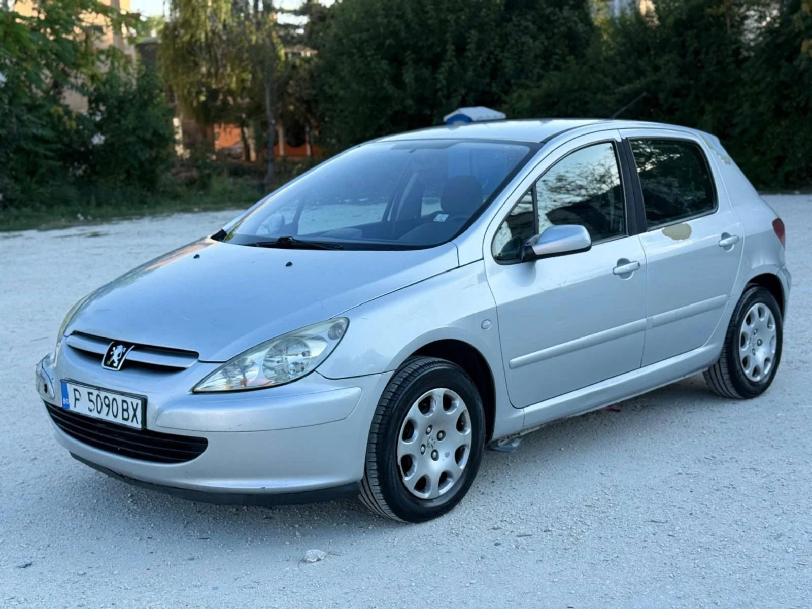 Peugeot 307 1.6HDI* 109ps* СЕРВИЗНА ИСТОРИЯ* ОБСЛУЖЕНА* ВС. ПЛ, снимка 2 - Автомобили и джипове - 55532869