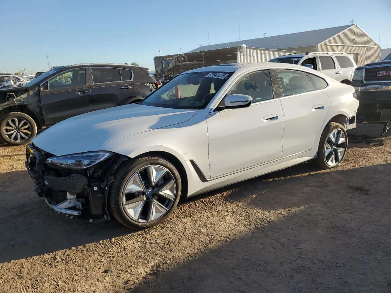 BMW i4 EDRIVE 35 | CARFAX | АВТОКРЕДИТ БЕЗ ПЪРВОНАЧАЛНА 