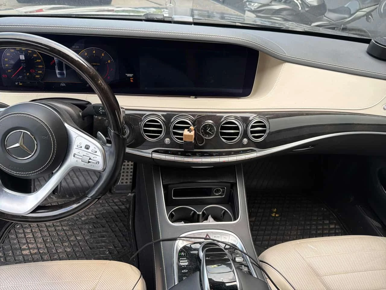 Mercedes-Benz S 560 * АВТОКРЕДИТ БЕЗ ПЪРВОНАЧАЛНА ВНОСКА* , снимка 9 - Автомобили и джипове - 55622419