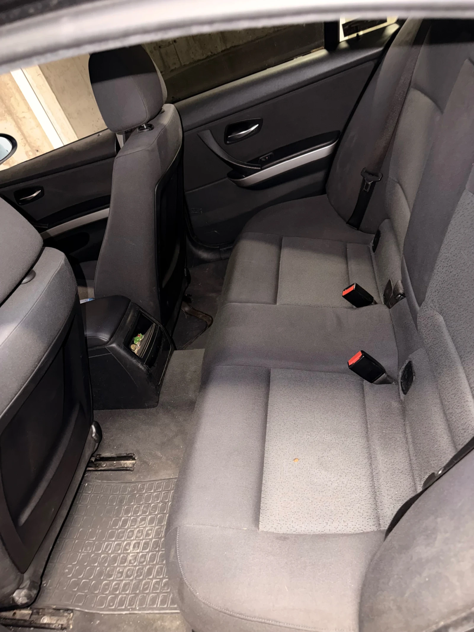 BMW 318, снимка 17 - Автомобили и джипове - 55667029