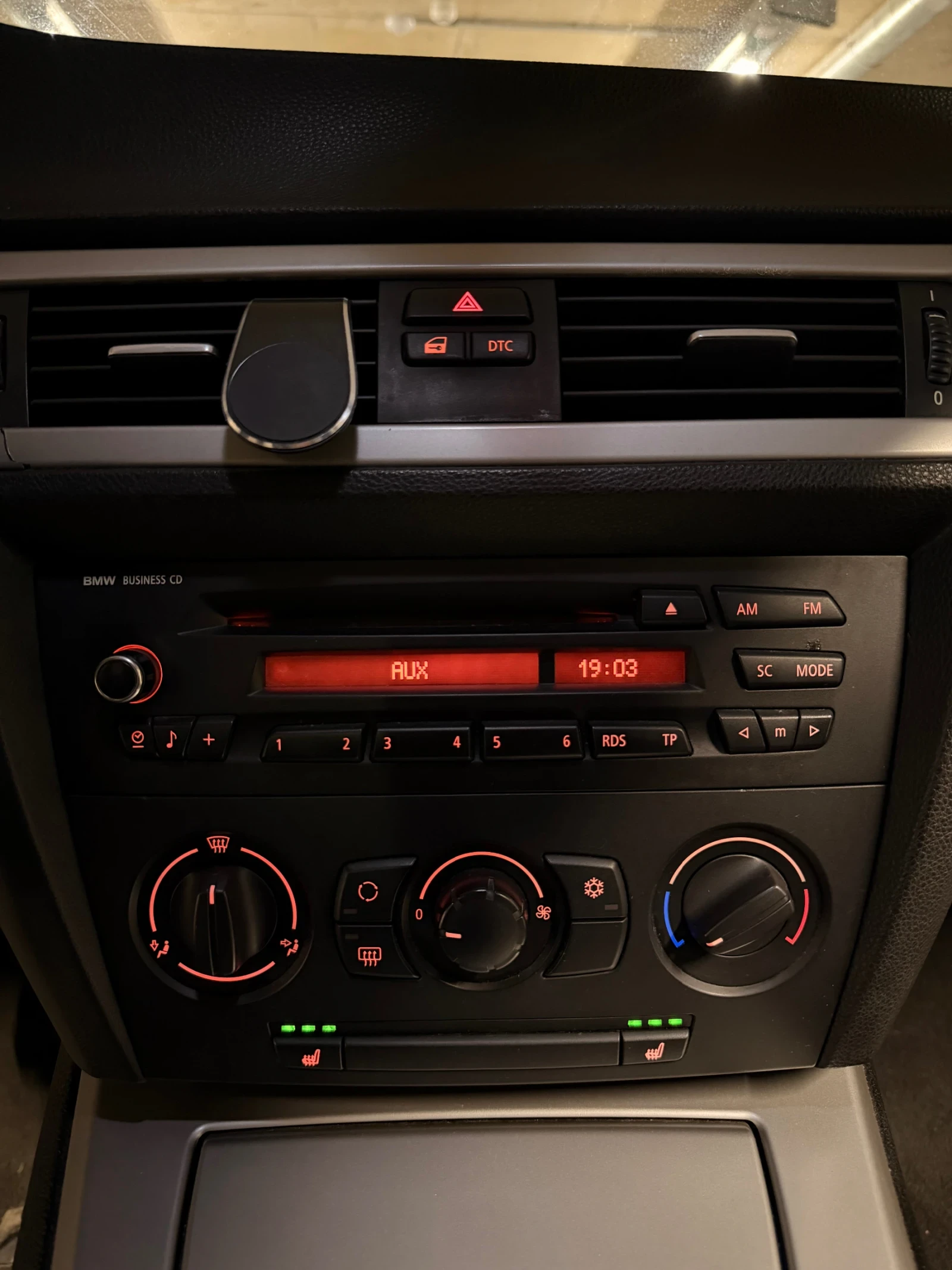 BMW 318, снимка 16 - Автомобили и джипове - 55667029
