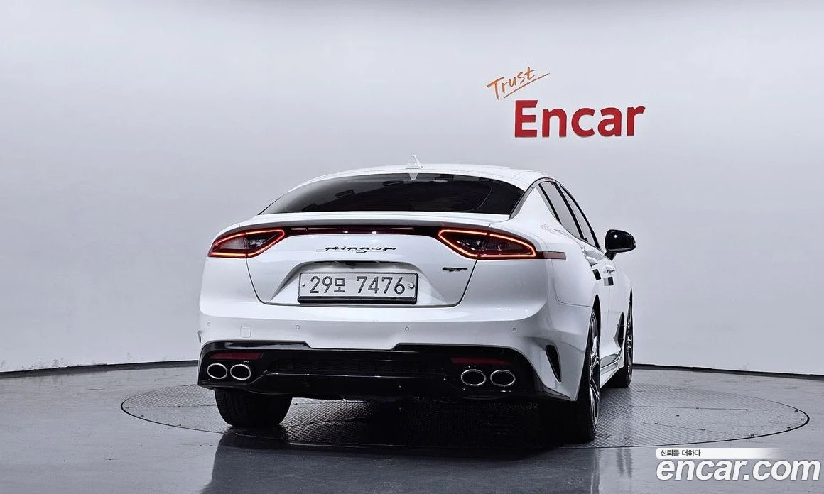 Kia Stinger 3.3 Turbo 2WD GT, снимка 4 - Автомобили и джипове - 55676737