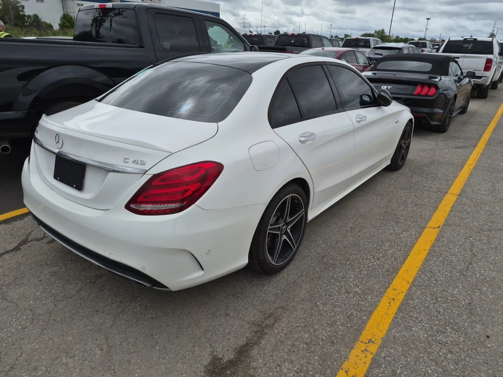 Mercedes-Benz C 43 AMG BURMESTER| ПАМЕТ| ПАНО| 2 КЛЮЧА| , снимка 3 - Автомобили и джипове - 55847112