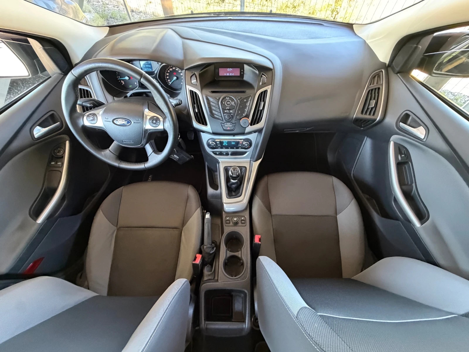 Ford Focus 2.0TDCI* 140k.c.* REALNI KM* , снимка 10 - Автомобили и джипове - 55979239