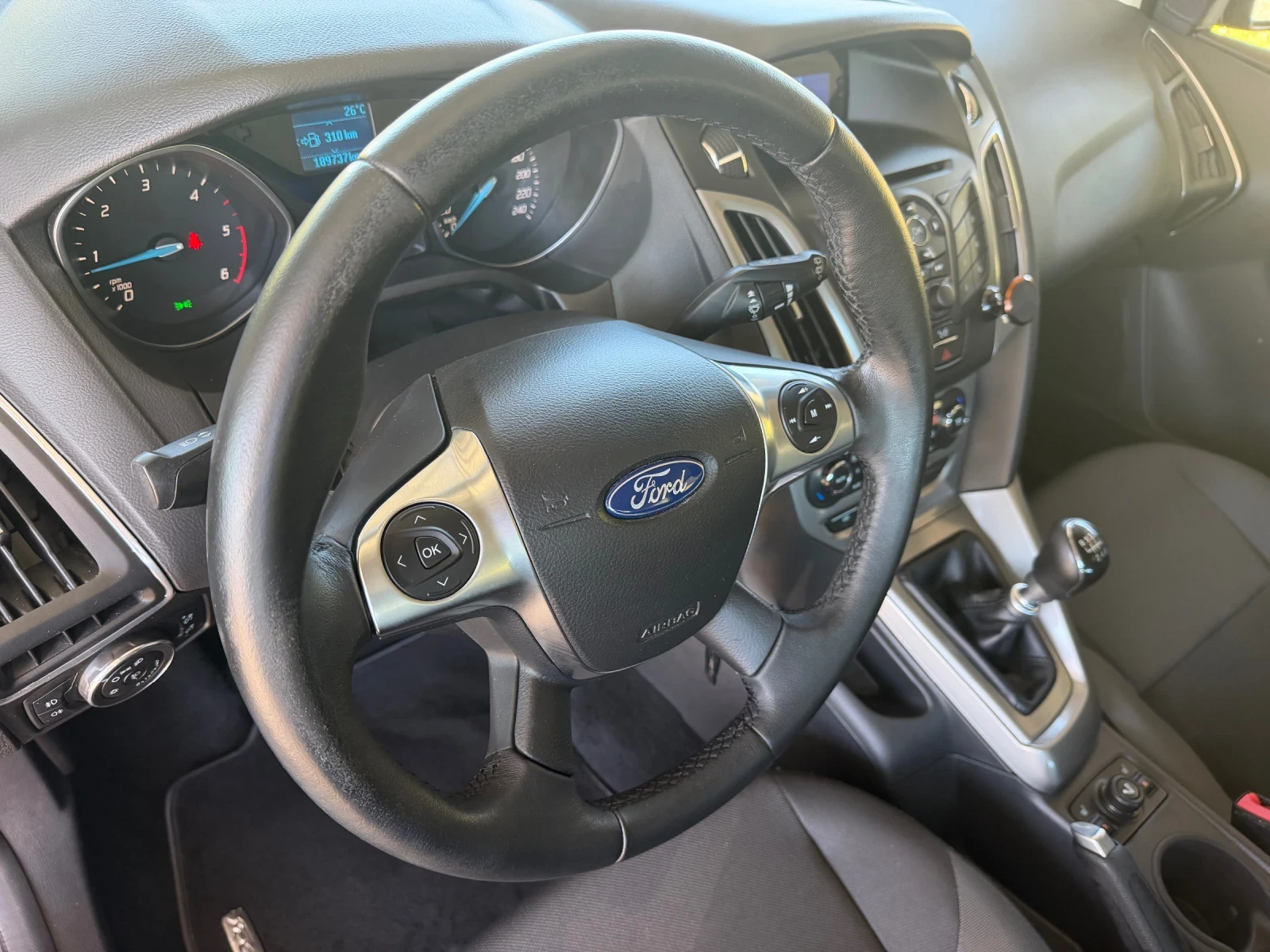 Ford Focus 2.0TDCI* 140k.c.* REALNI KM* , снимка 9 - Автомобили и джипове - 55979239
