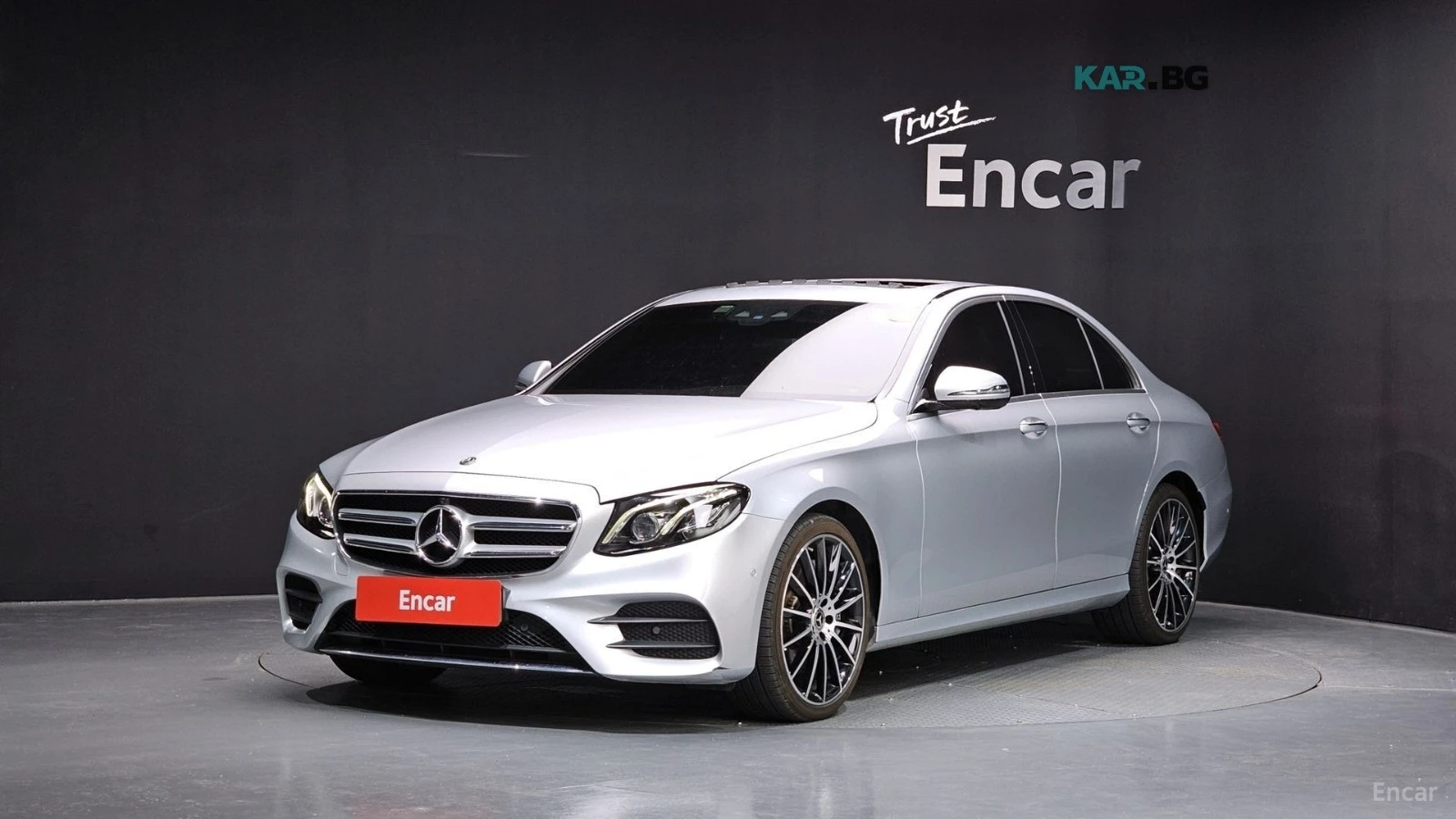 Mercedes-Benz E 300 4MATIC AMG* HUD* 360* КОЖА* НАВИ* ПАНО