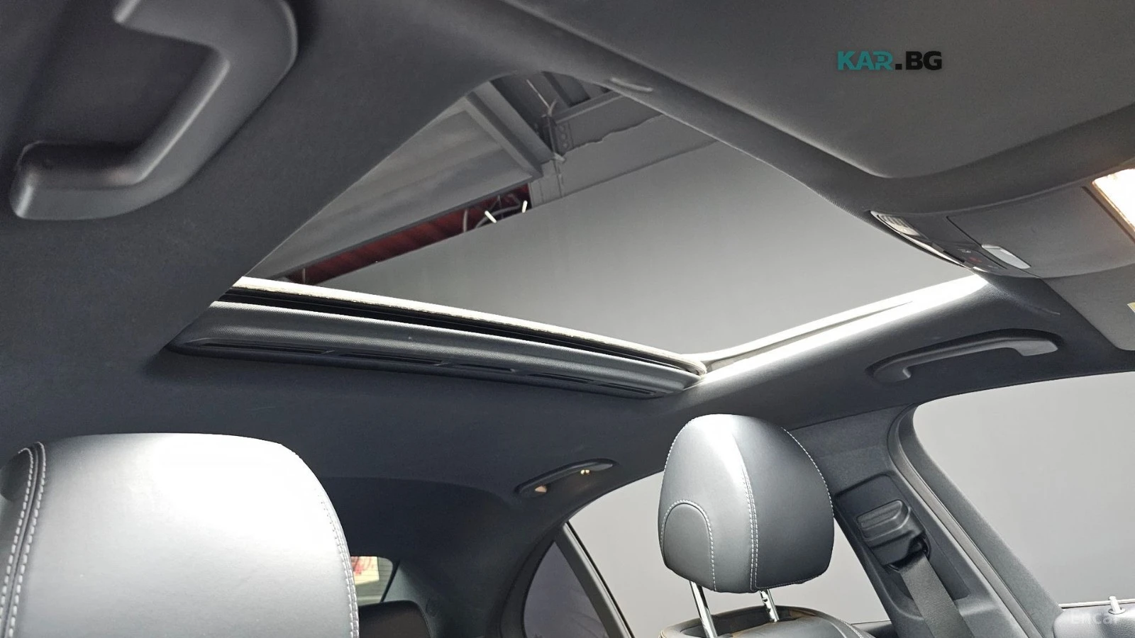 Mercedes-Benz E 300 4MATIC AMG* HUD* 360* КОЖА* НАВИ* ПАНО, снимка 16 - Автомобили и джипове - 56121211