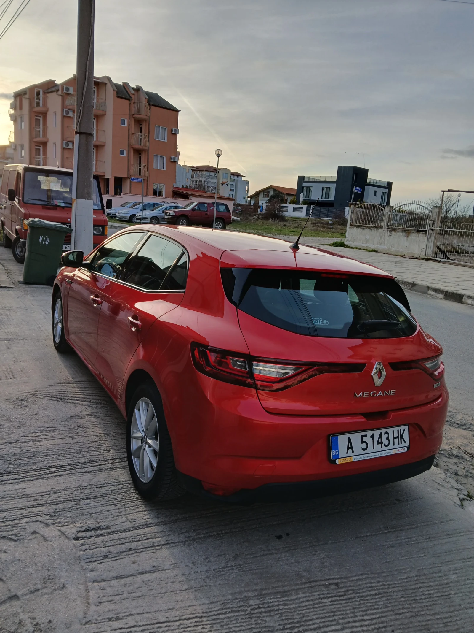 Renault Megane, снимка 4 - Автомобили и джипове - 56134084
