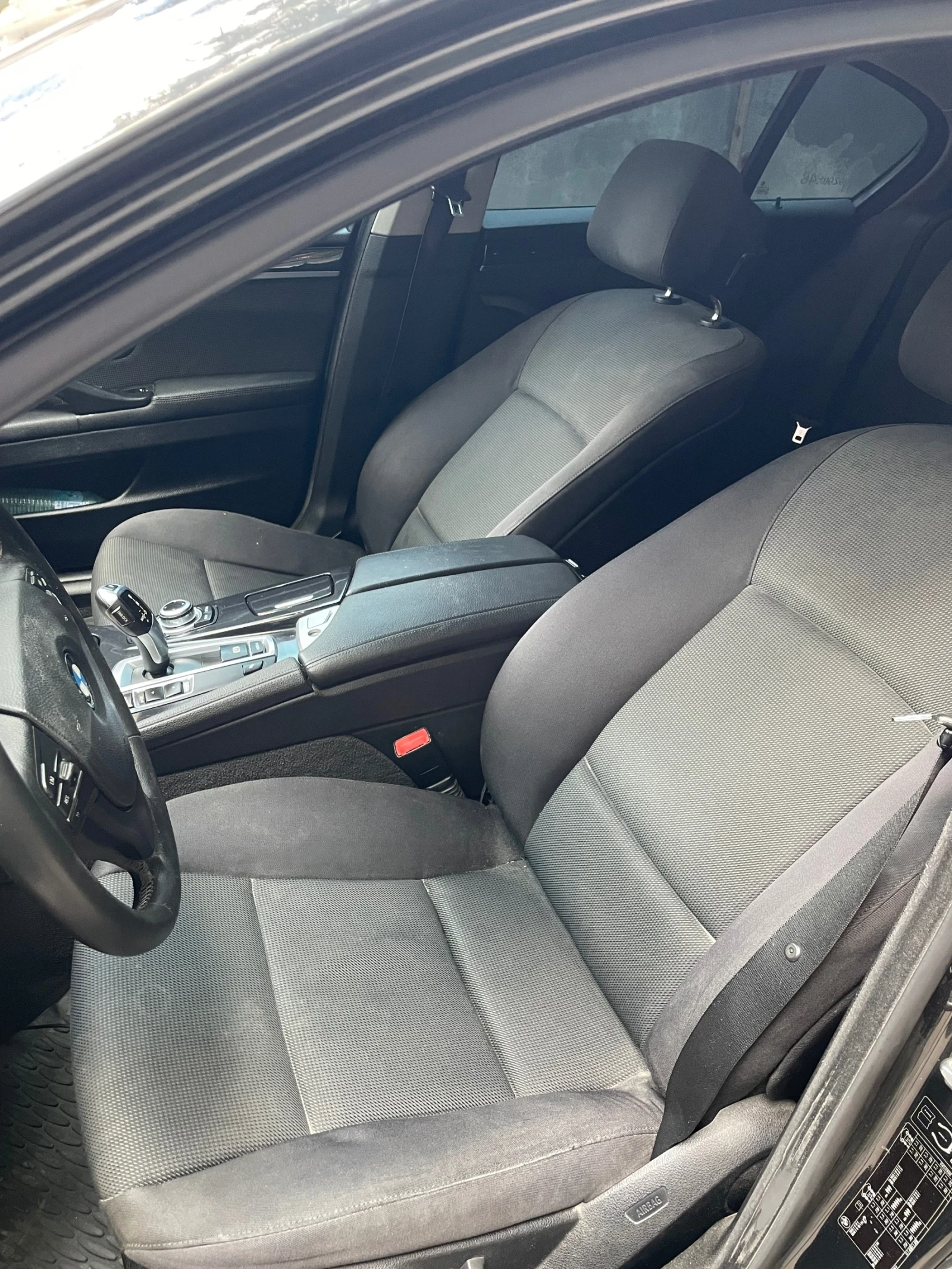 BMW 520, снимка 6 - Автомобили и джипове - 56203125