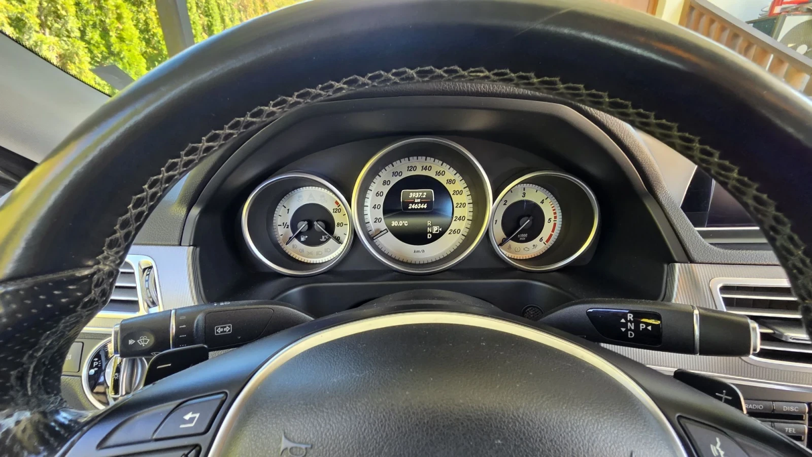 Mercedes-Benz E 350, снимка 13 - Автомобили и джипове - 56340748