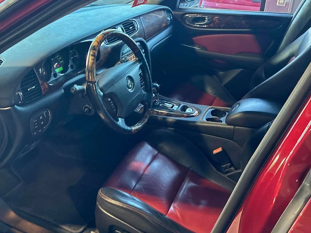 Jaguar Xj * XJR * CARFAX * 2 ����� * KEYLESS  | Mobile.bg � ����������� 7