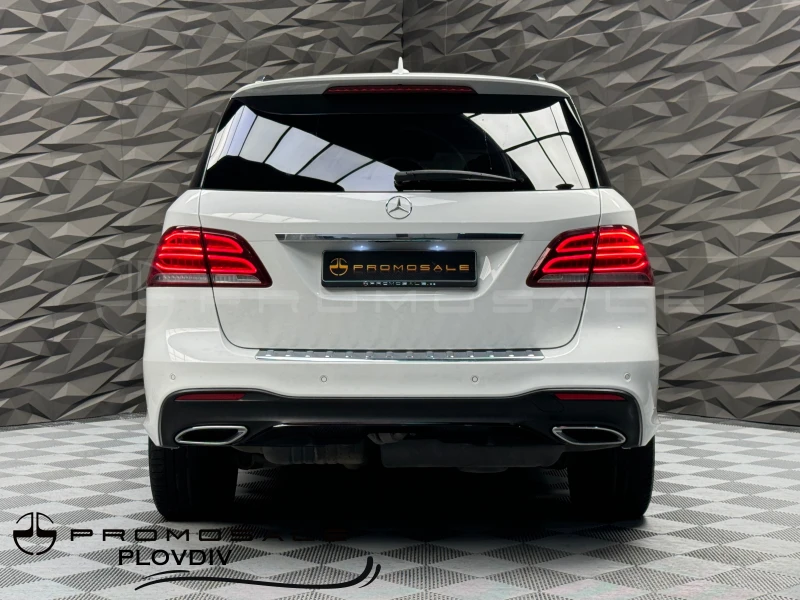 Mercedes-Benz GLE 350 d 4Matic AMG Line* Pano* , снимка 4 - Автомобили и джипове - 47101341