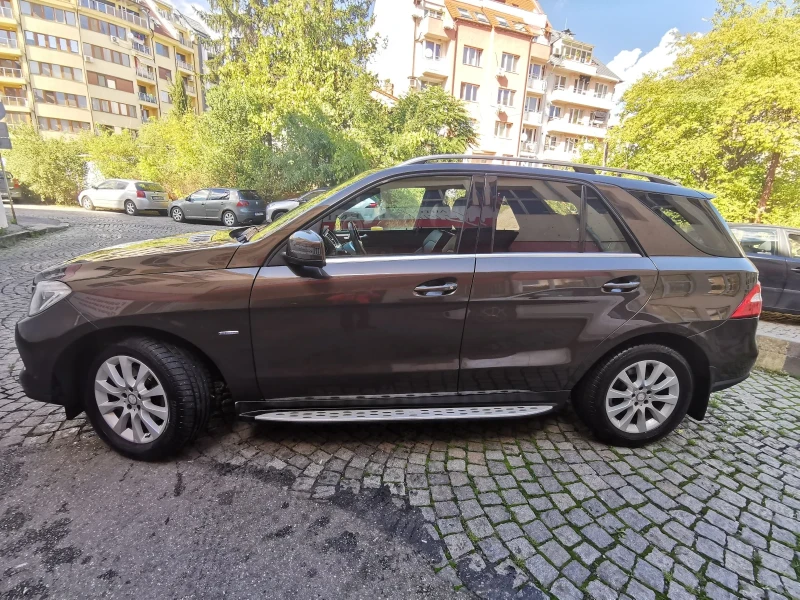 Mercedes-Benz ML 350 4 matic, снимка 3 - Автомобили и джипове - 47497670