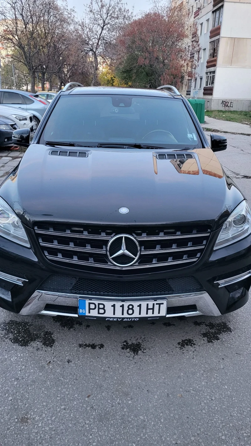 Mercedes-Benz ML 350 AMG  DESIGNO, снимка 8 - Автомобили и джипове - 52529600