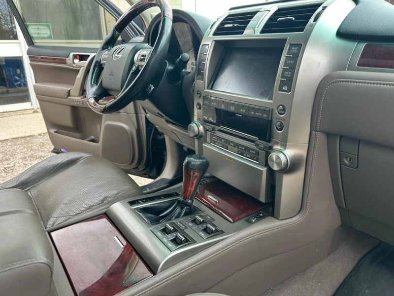 Lexus GX 460 * * CARFAX * * АВТО КРЕДИТ * * , снимка 10 - Автомобили и джипове - 52606676