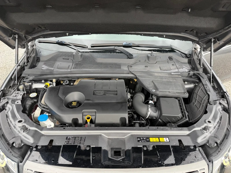 Land Rover Discovery Sport 2.0d 150k.c, снимка 16 - Автомобили и джипове - 53020753