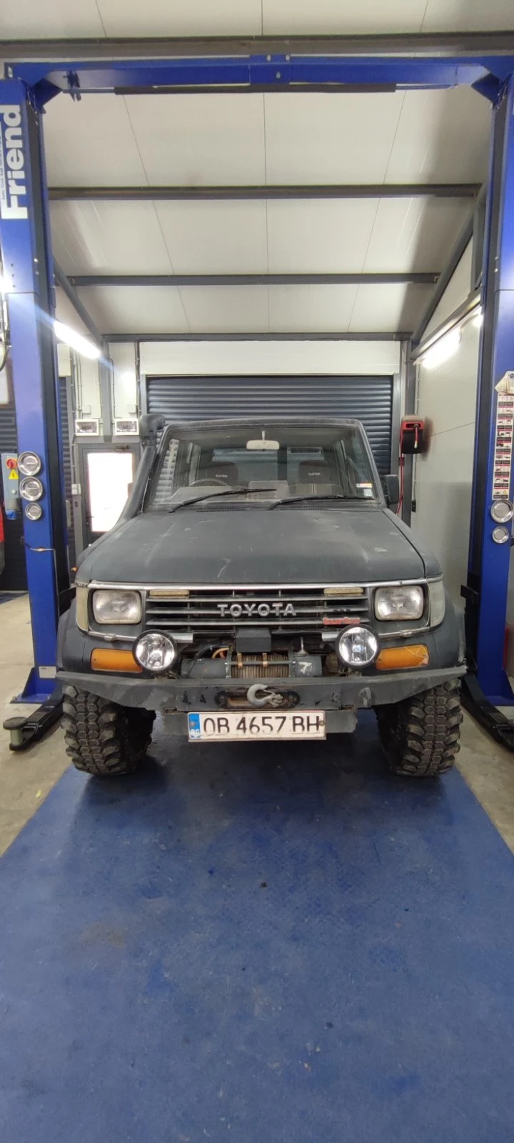 Toyota Land cruiser J70, снимка 1 - Автомобили и джипове - 49113579