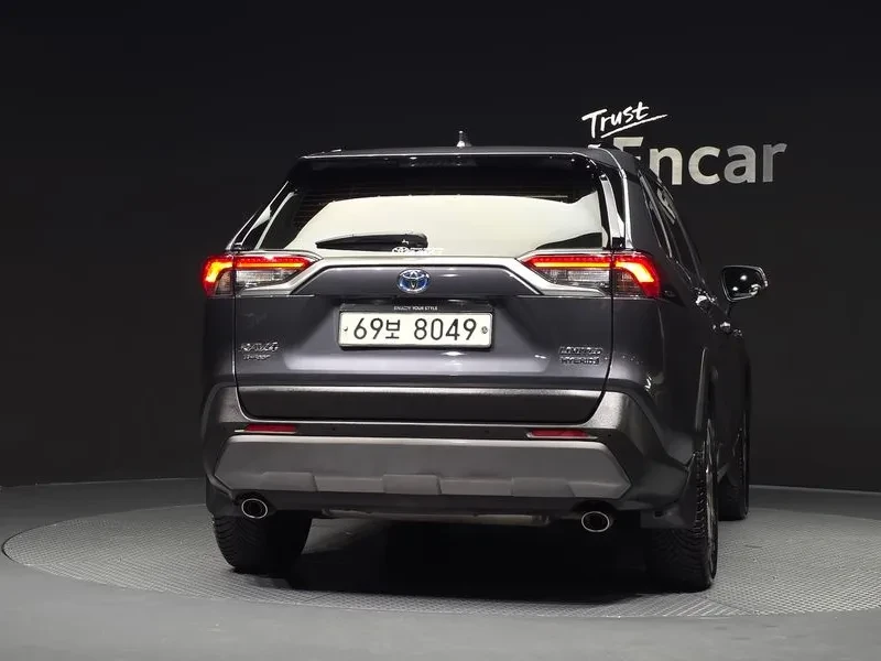 Toyota Rav4 2.5 4Wd Hybrid, снимка 4 - Автомобили и джипове - 56131312