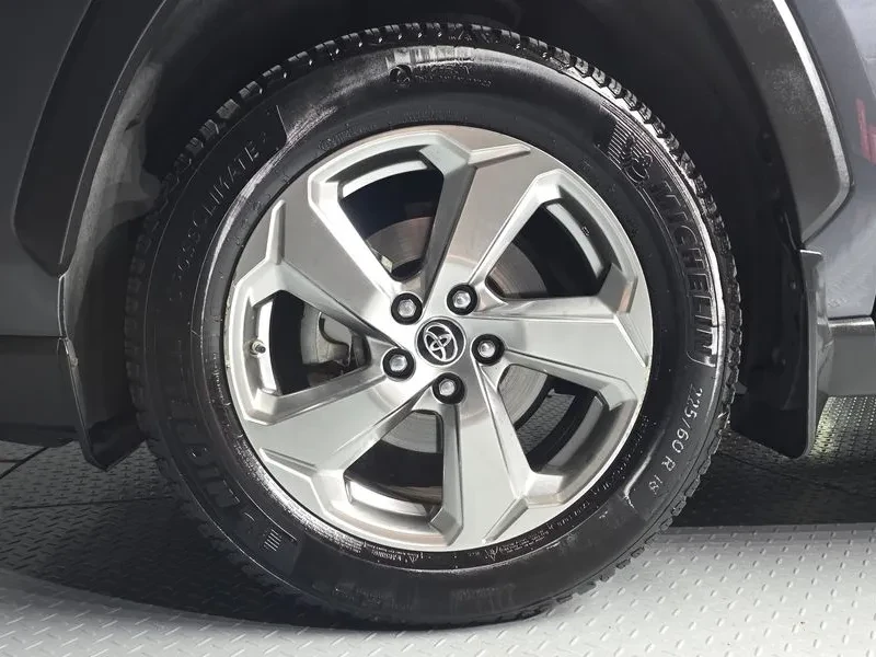 Toyota Rav4 2.5 4Wd Hybrid, снимка 5 - Автомобили и джипове - 56131312
