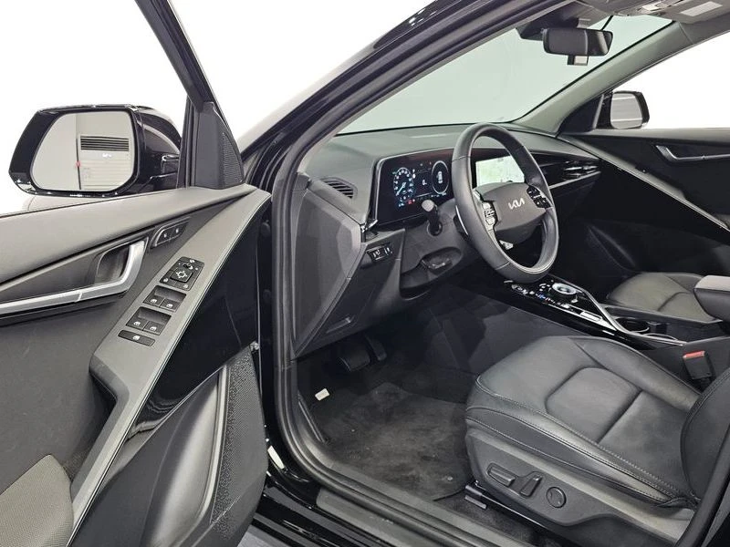Kia Niro Air| 201к.с., снимка 10 - Автомобили и джипове - 56359280