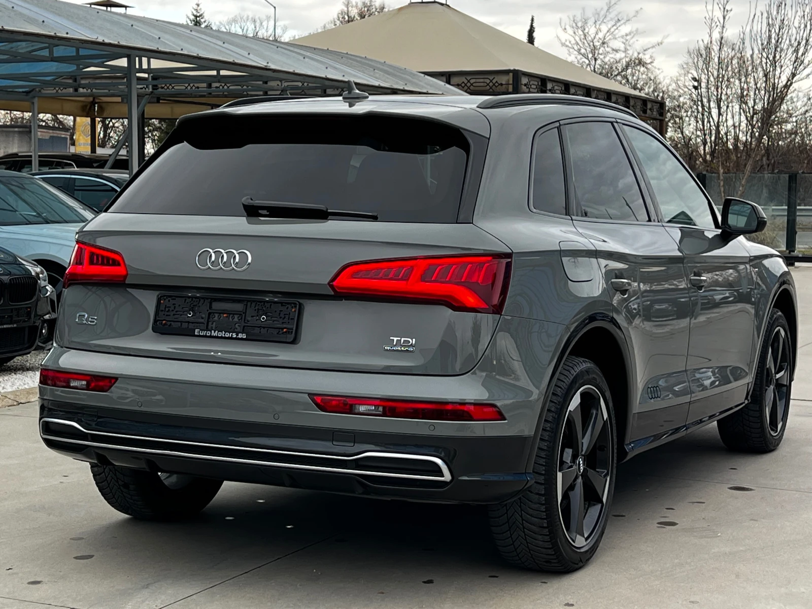 Audi Q5 2.0TDI-QUATTRO-S LINE PLUS-BLACK, EXCLUSIVE-KATOHO - изображение 5