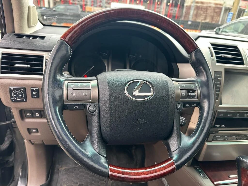 Lexus GX 460 * * CARFAX * *   * *  | Mobile.bg   5
