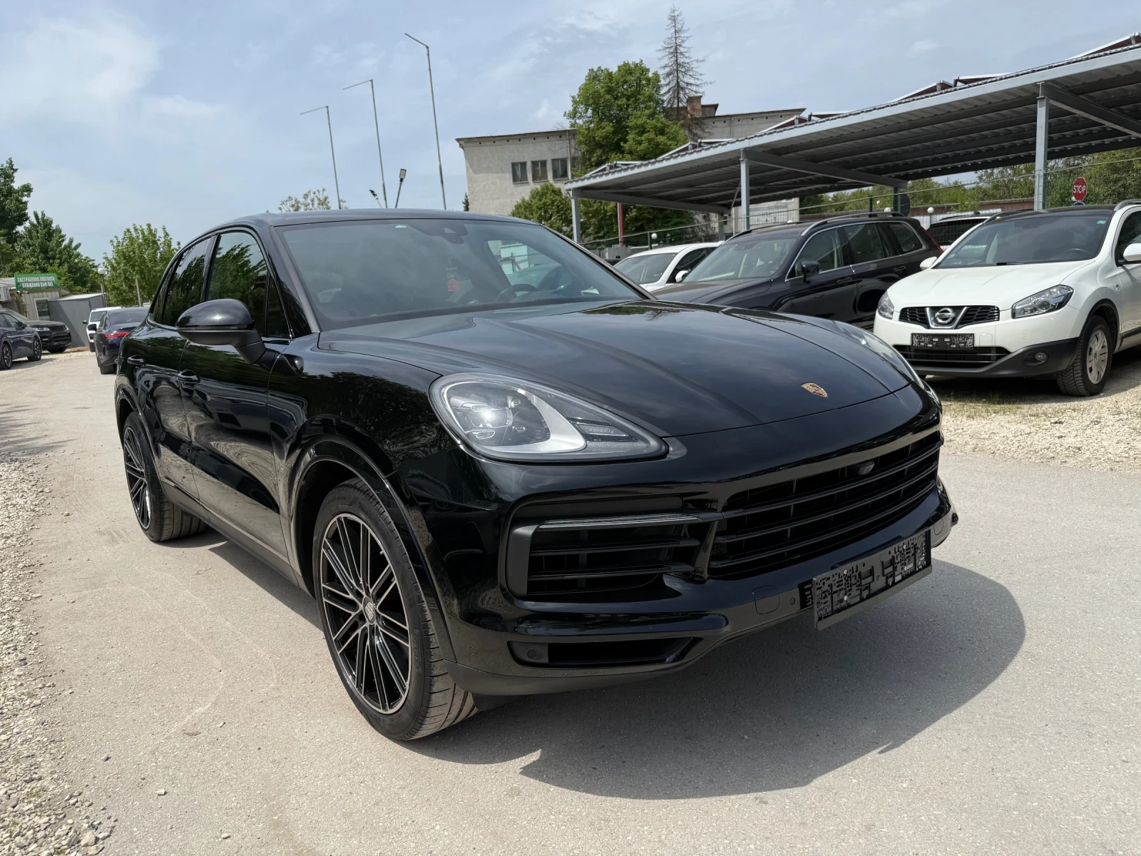 Porsche Cayenne 3.0 340к.с 4x4 FULL Оригинални км.!, снимка 2 - Автомобили и джипове - 52627518