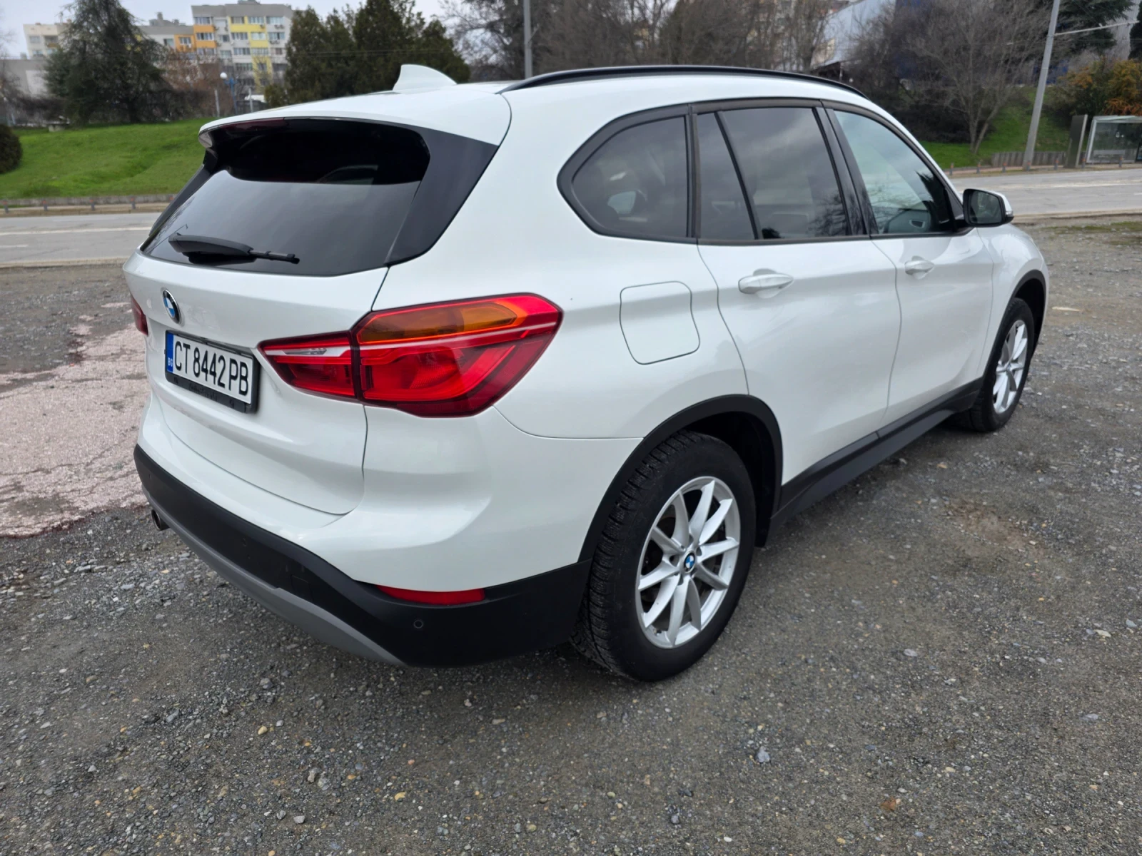 BMW X1 2.0 D X-DRIVE 150k.c - изображение 5