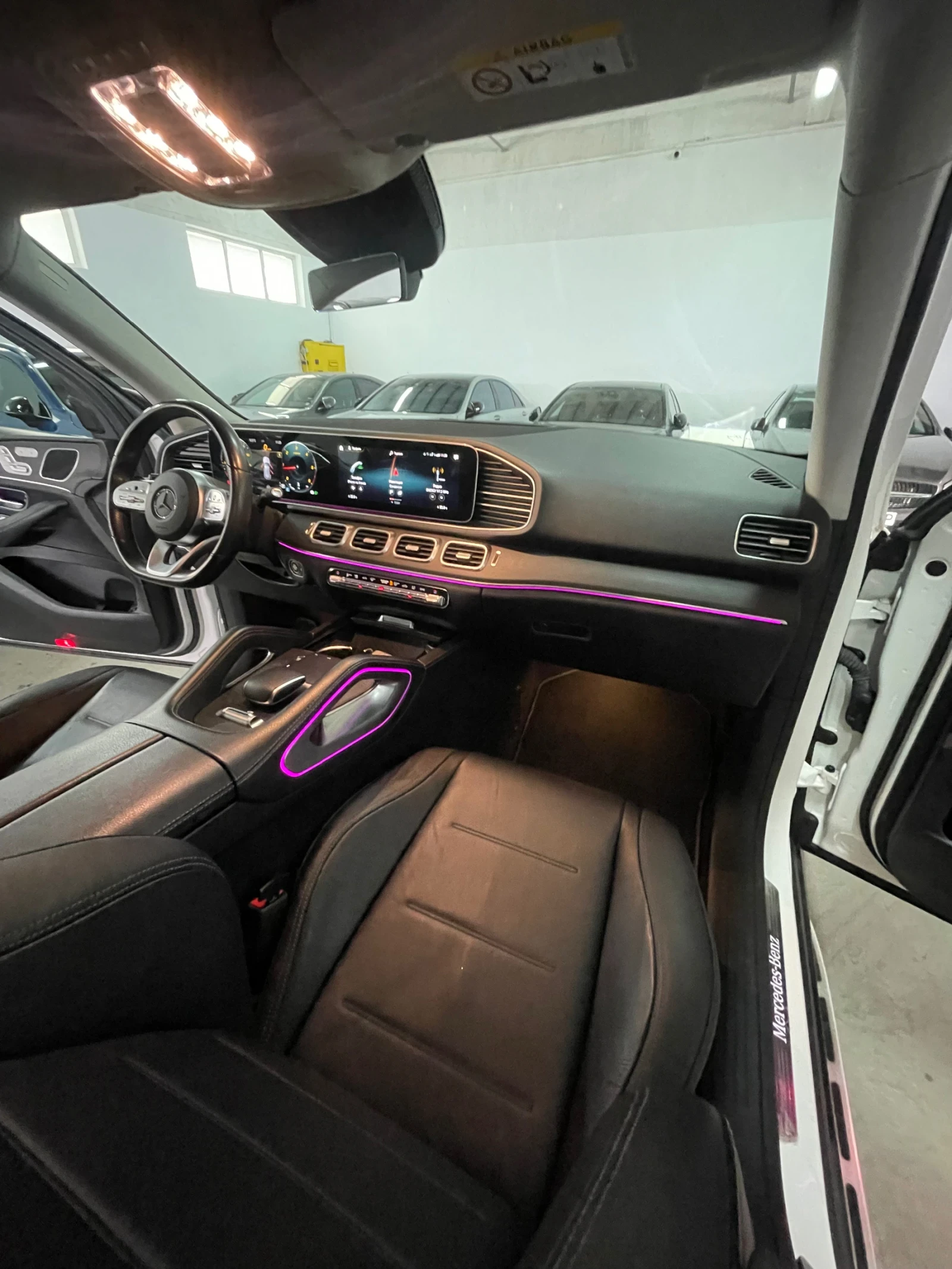 Mercedes-Benz GLE 300 AMG/4mat/360/Airmatic/Distr/ОБСЛУЖЕНА!!!, снимка 15 - Автомобили и джипове - 53892297