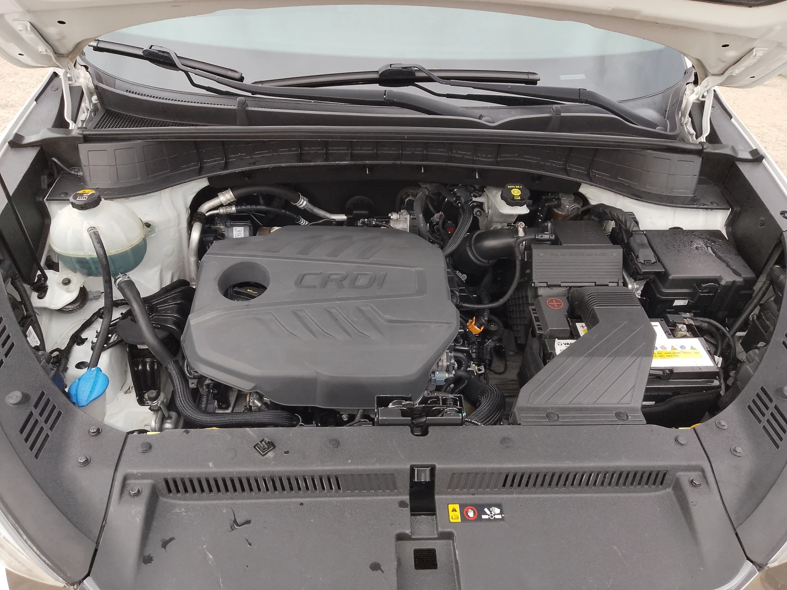 Hyundai Tucson 1.6 CRDI/N-LINE, снимка 17 - Автомобили и джипове - 53927295