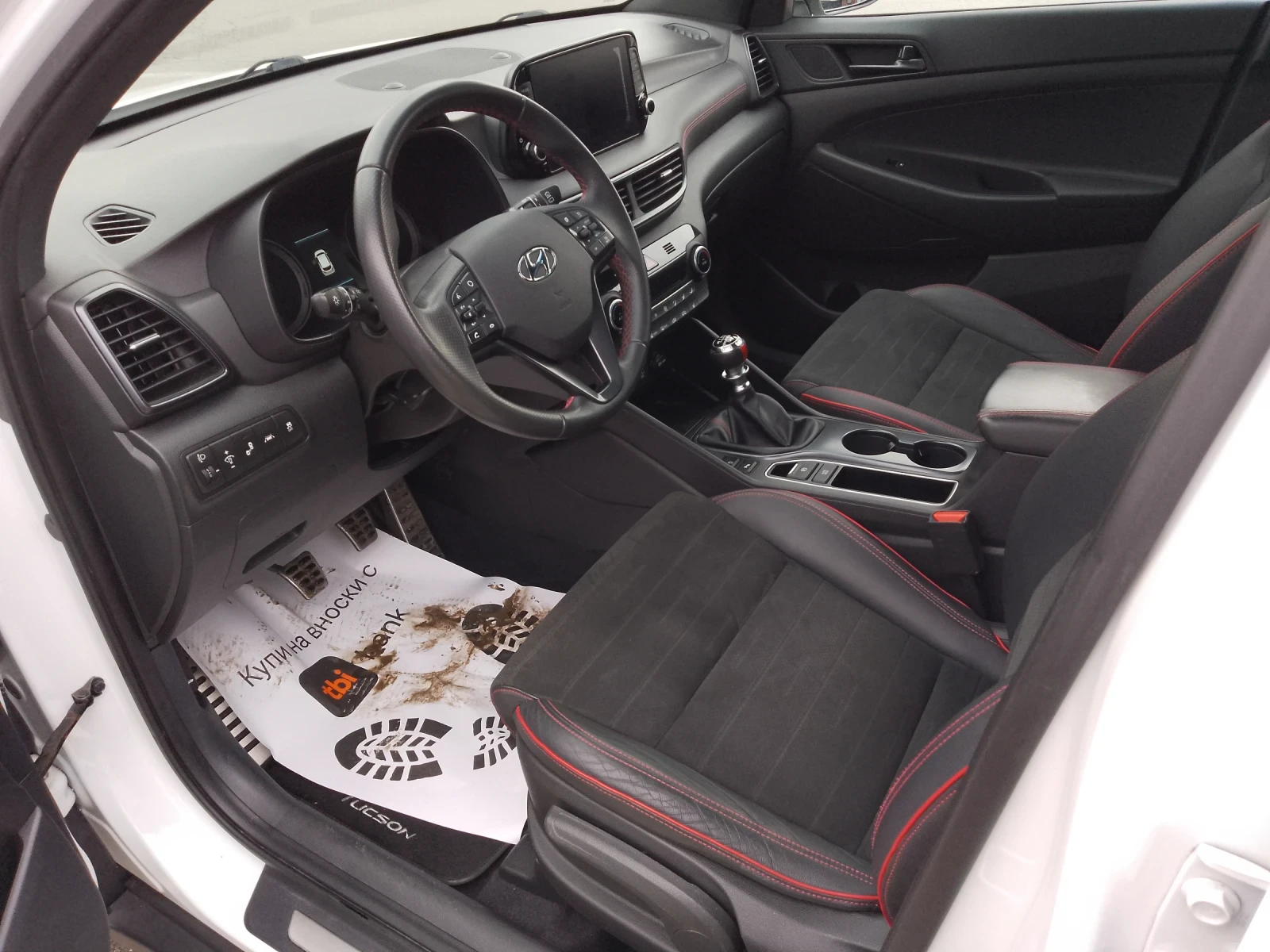 Hyundai Tucson 1.6 CRDI/N-LINE, снимка 9 - Автомобили и джипове - 53927295