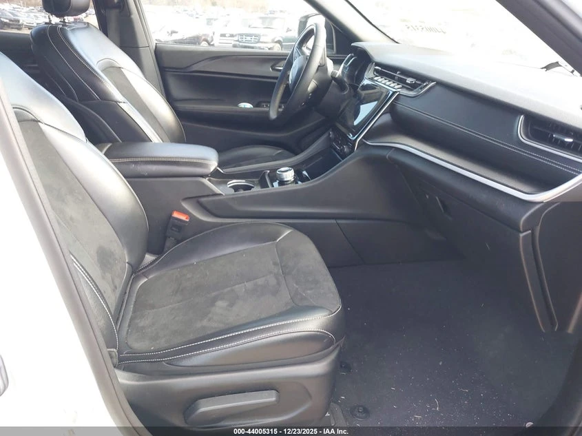 Jeep Grand cherokee 3.6l L Altitude 4X4, снимка 5 - Автомобили и джипове - 53940070