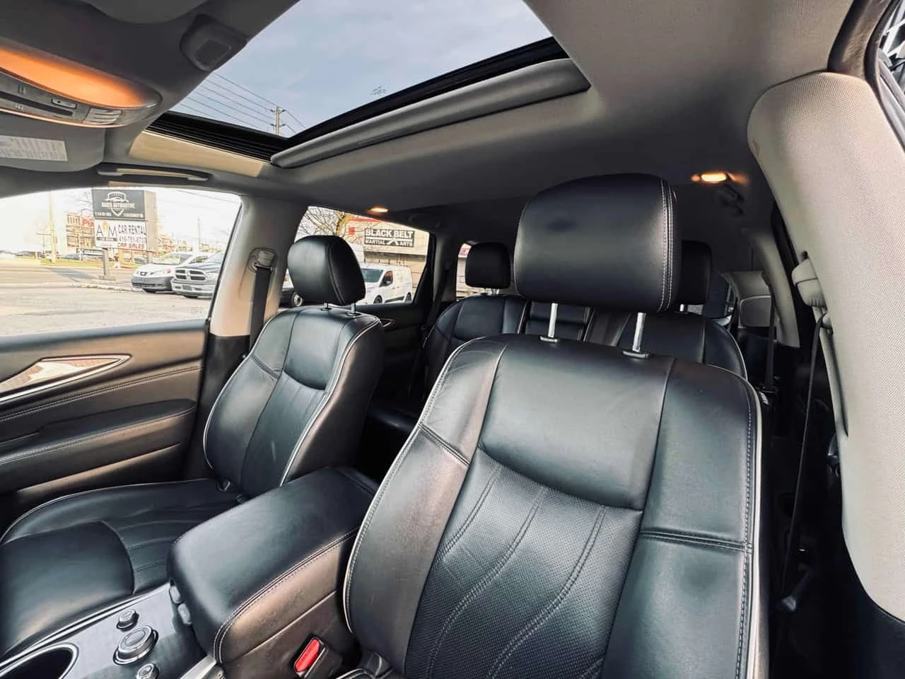 Infiniti QX60 | 360 | BOSE | DISTRONIC | CARFAX | , снимка 13 - Автомобили и джипове - 54653112